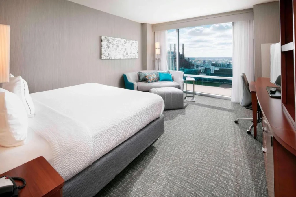 Courtyard by Marriott Downtown Indianapolis