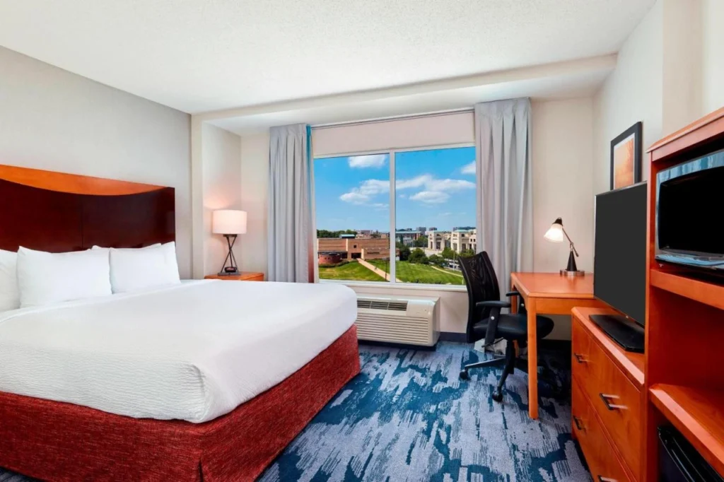 Fairfield Inn & Suites Indianapolis Downtown